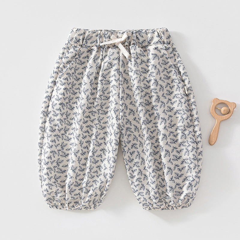 Blaugraue Baby-Sommerhose mit Blättermuster