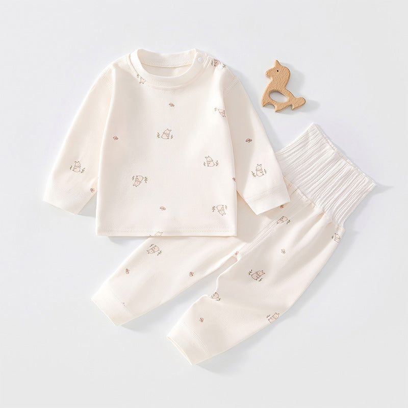 Cremefarbenes Baby-Set mit kleinen Tierchen