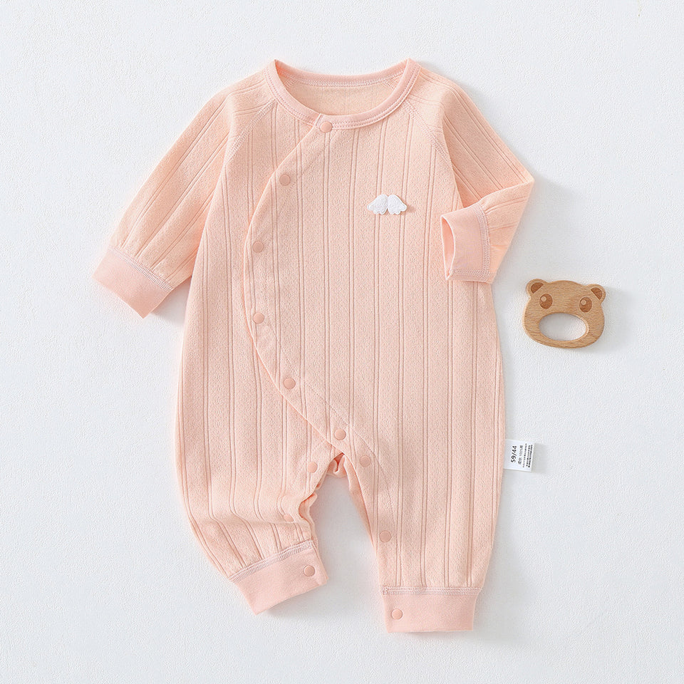 Rosa Baby-Strampler mit Wolken-Applikation