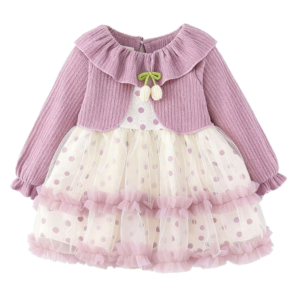 Lila Tüllkleid mit Tulpen-Detail und Punkte-Tüllrock, freigestellt auf weißem Hintergrund