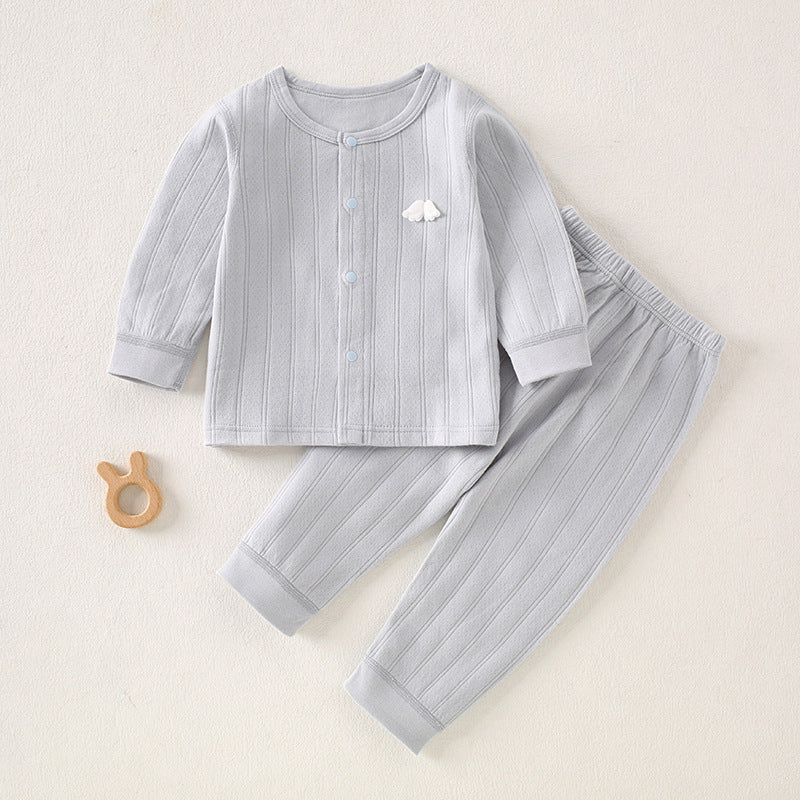 Hellblaues Baby-Set mit Knopfjacke und Hose