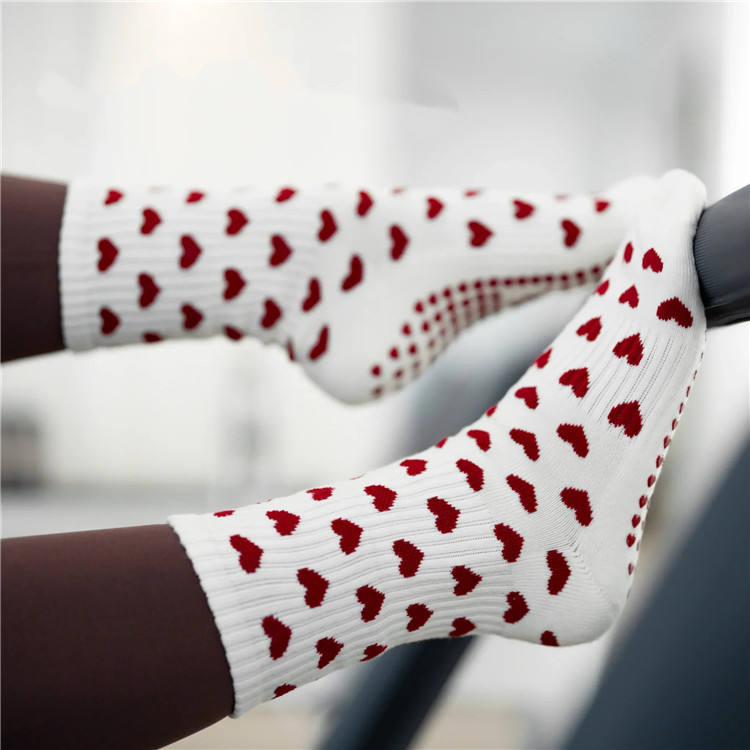 Stoppersocken mit Herzen, 3 Paar