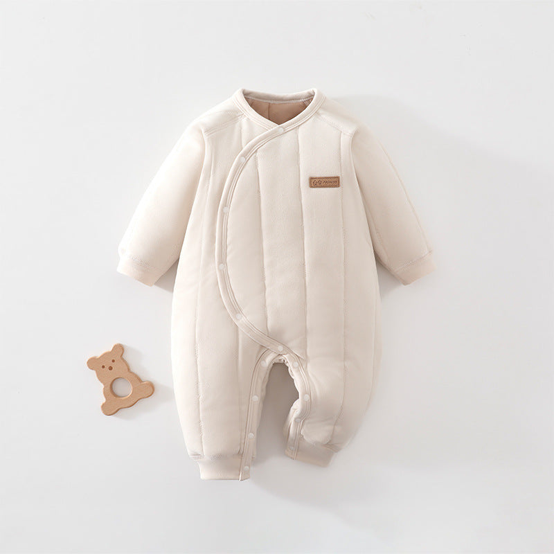 Gesteppter Baby-Overall mit Schrägverschluss in Creme