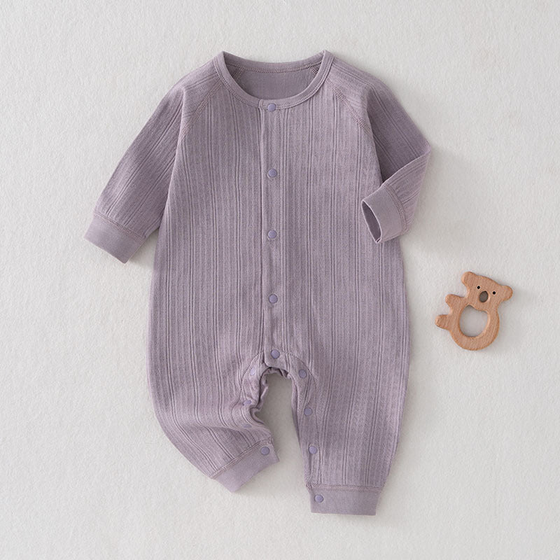 Lila Baby-Strampler aus gerippter Baumwolle