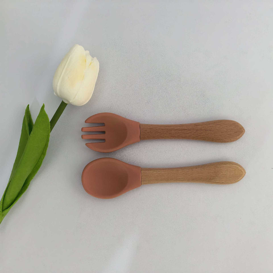 Couverts de diversification en silicone à manche en bois, cuillère et fourchette
