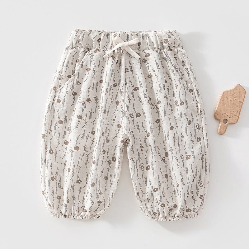 Beige Baby-Sommerhose mit Ährenmuster