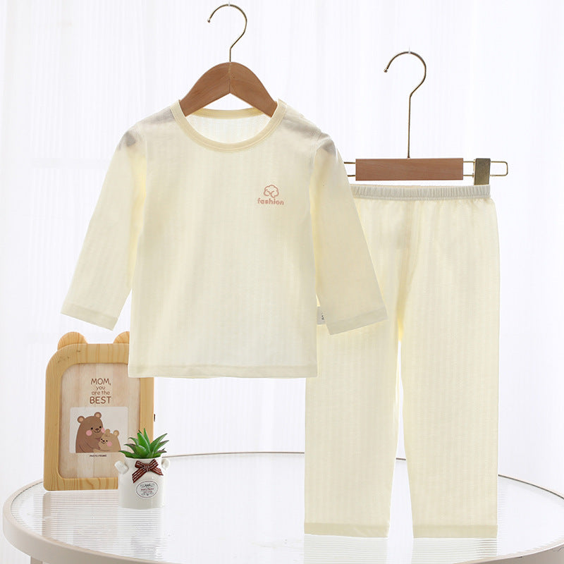 Gelbes Sommerset mit Langarmshirt und Hose