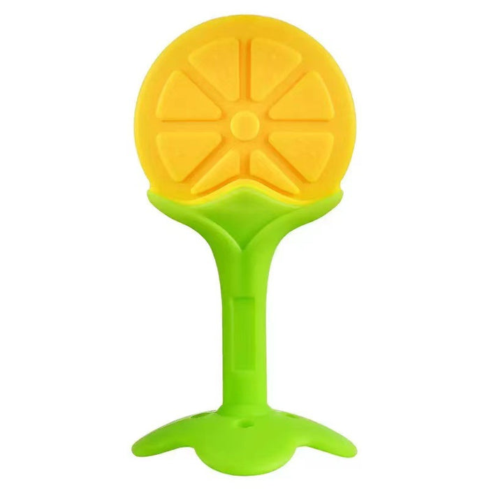 Beißring aus Silikon in Form einer Orange mit grünem Griff