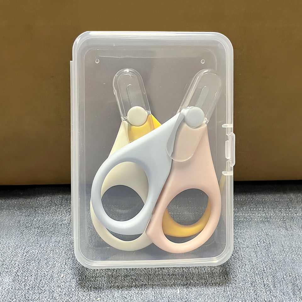 Baby-Nagelschere mit Schutzkappe und Etui
