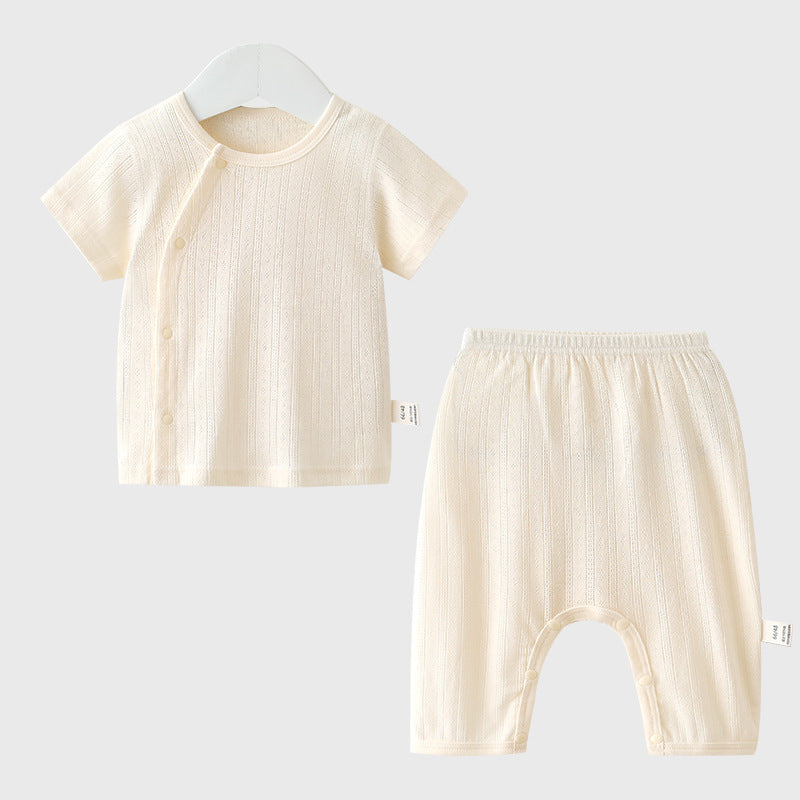 Cremefarbenes Baby-Sommerset mit Kurzarmshirt und Hose